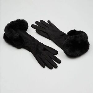 Intrend by Max Mara Gloves with Shaped Faux Fur Edge Size: 7.5 M Fall/Winter